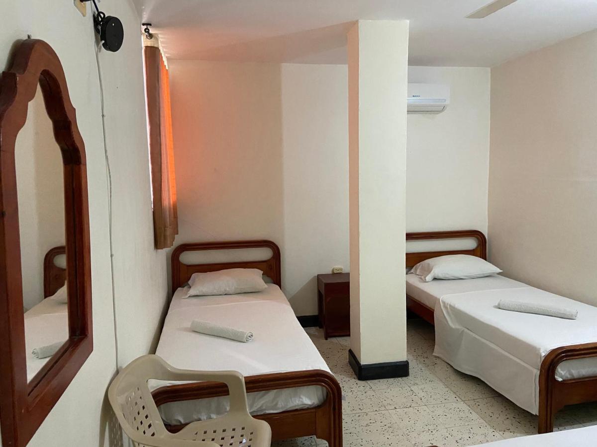 Hotel Granate Santa Marta  Bilik gambar