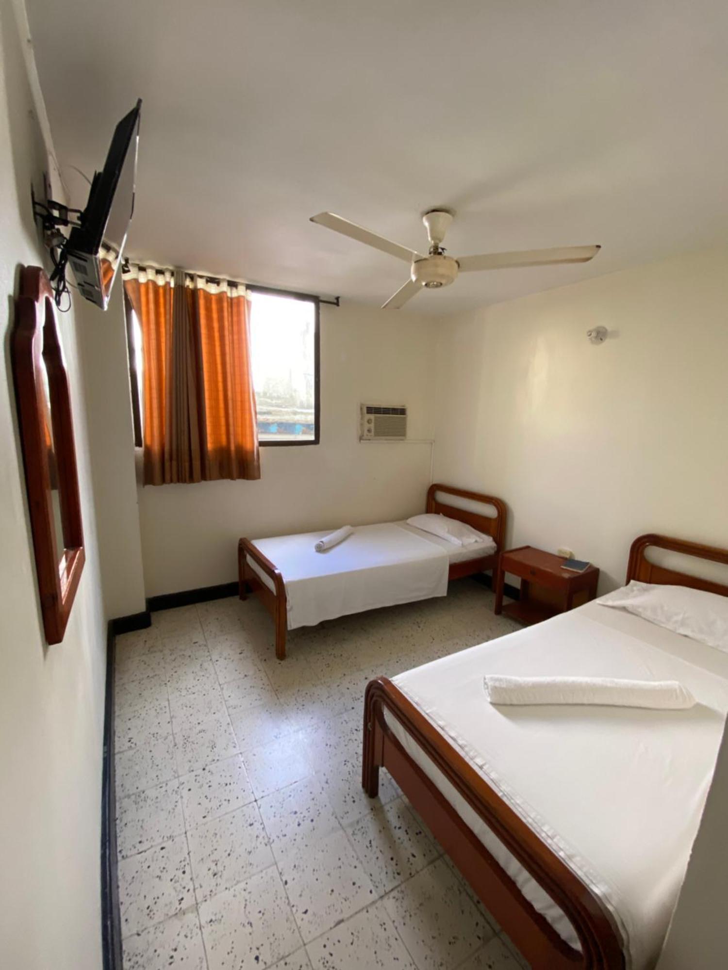 Hotel Granate Santa Marta  Bilik gambar